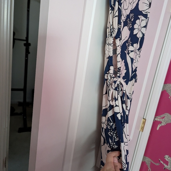 Velvet Torch Side Floral Print Side Cutout Midi Dress - Picture 5 of 5